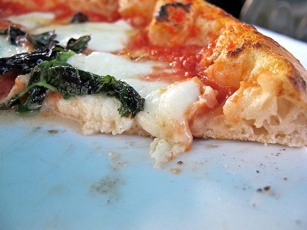 Dettaglio impasto e cornicione