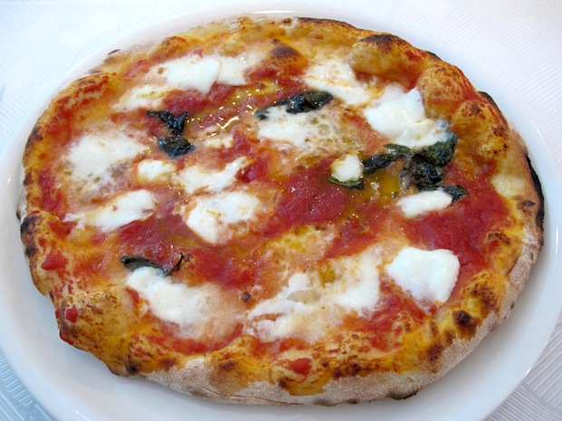 Margherita con mozzarella di bufala