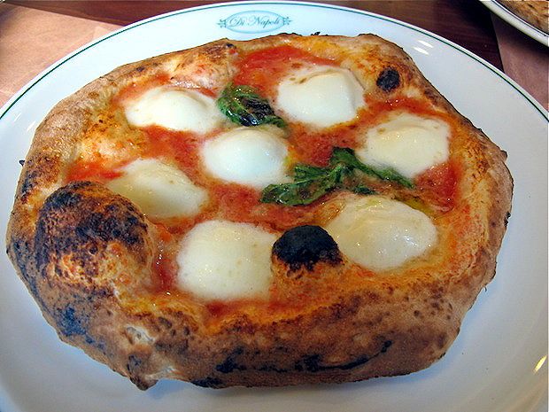 Margherita con bufala