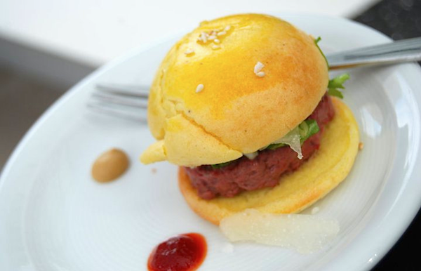 L'hamburger di agnello di Riccardo Di Giacinto
