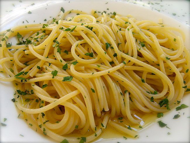 Spaghetti con la colatura di alici