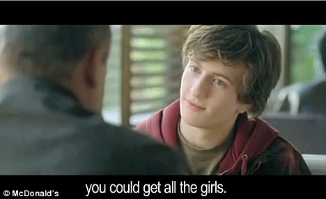 Lo spot di McDonald's con il ragazzo gay e suo padre