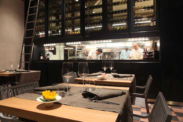 venissa, ristorante, sala, cucina a vista