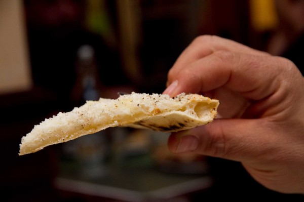 pizza-cacio-e-pepe-fetta-Sforno-Roma