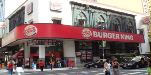 A volte ritornano: dopo 15 anni, in Francia riaprono i Burger King