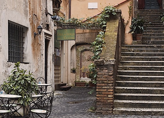 La gelateria del Teatro a Roma