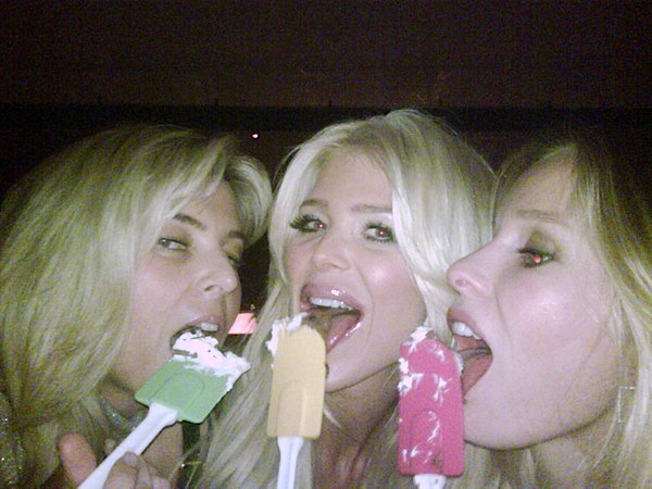 Victoria Silvsted